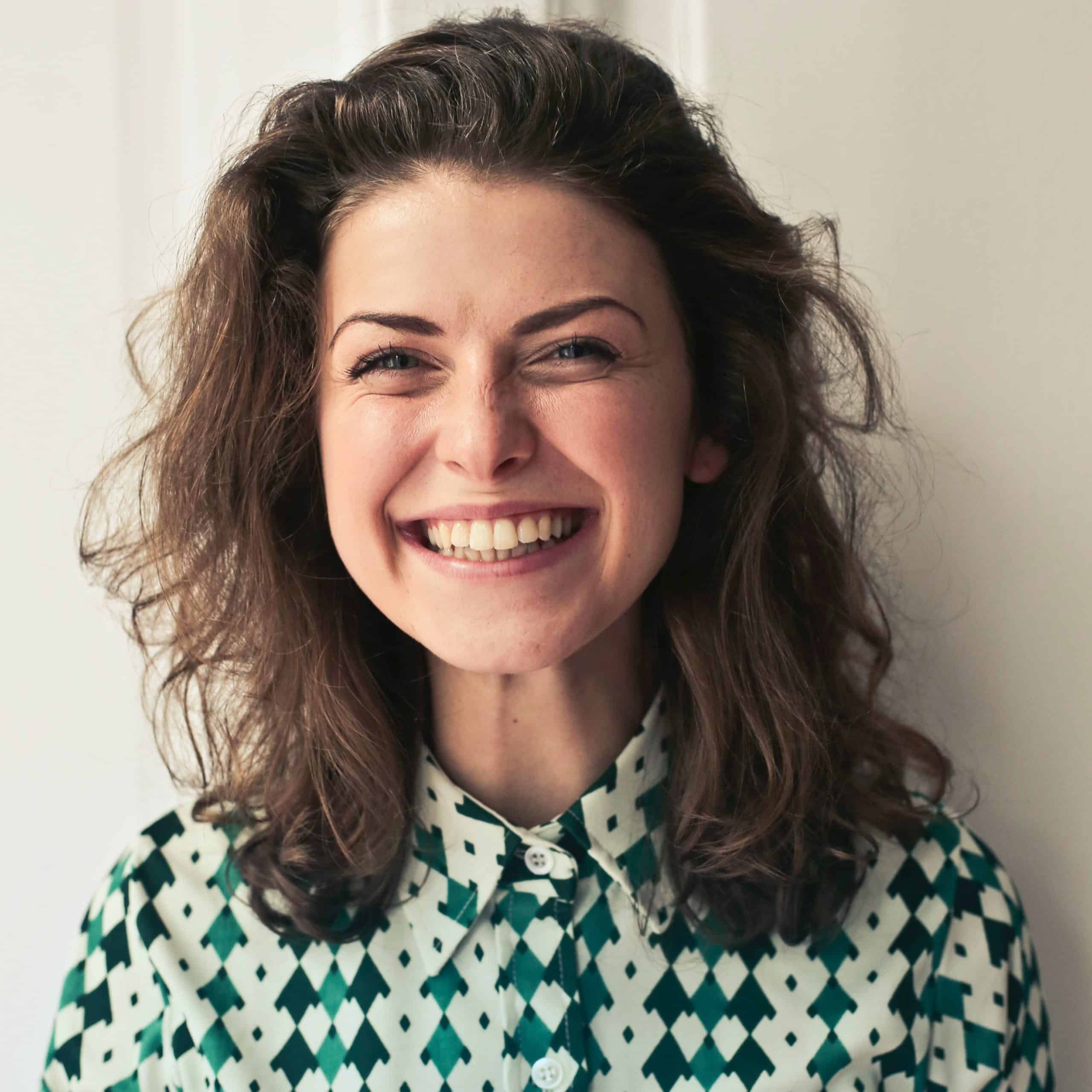 Linda, 26