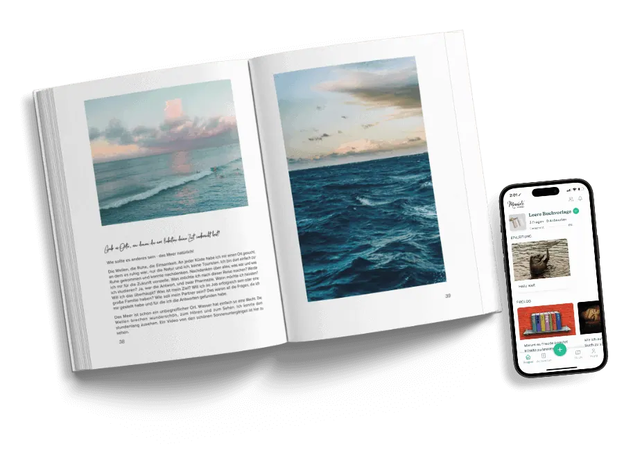 Aufgeschlagenes Buch mit Meerfotos und Text, daneben ein Smartphone mit der Meminto App
