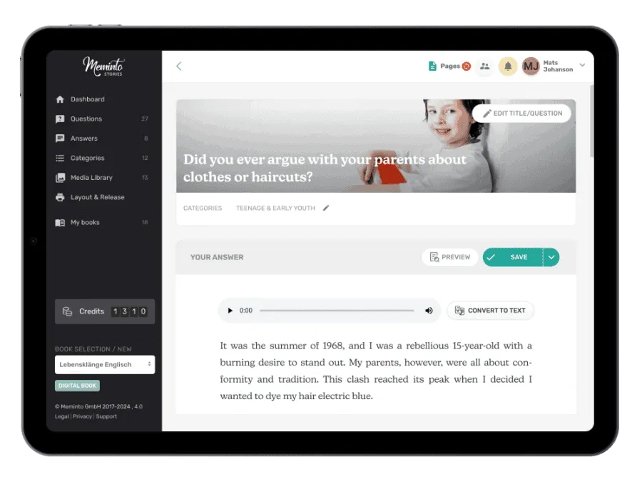 Tablet com o editor completo da Meminto, com menu lateral, gravação de áudio e o texto da resposta