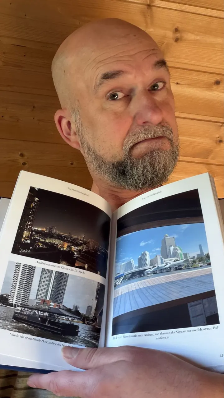 Carsten mit dem kostenfreien Neudruck seines Meier’s Weltreise Buchs mit sichtbaren Bildern