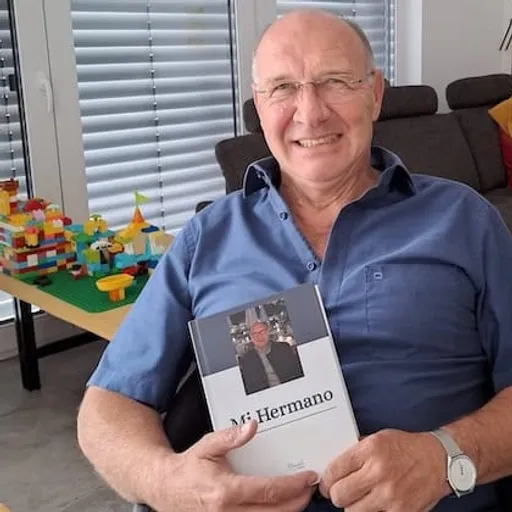 Werner with their own Meminto book