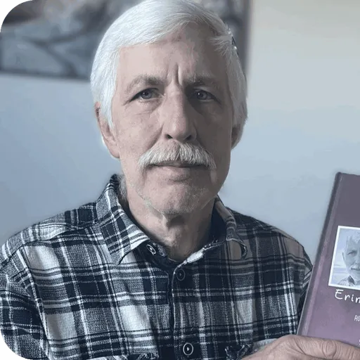 Rüdiger mit dem eigenen Meminto Buch