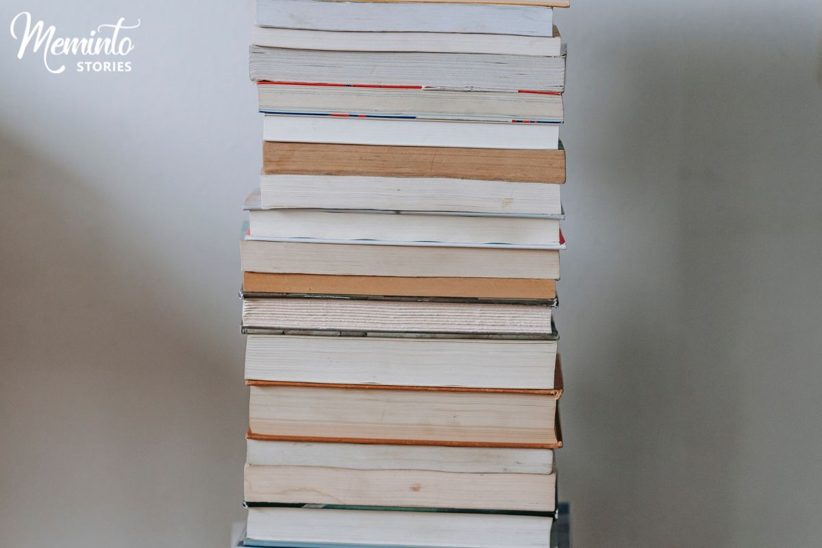 Paperback vs Hardcover Which book format suits your style and budget